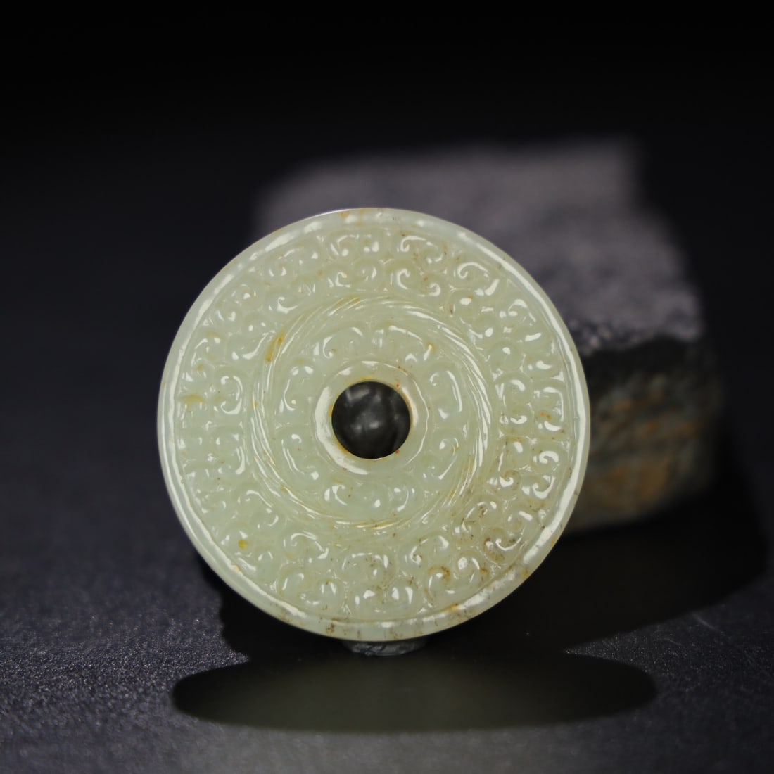 Chinese Natural Jade Carved Pendant: Size: Width 5.6 cm - Height 0.6 cm Materials: Jade Dynasty: Qing dynasty Attribution: Qianlong Period Object: Pendant