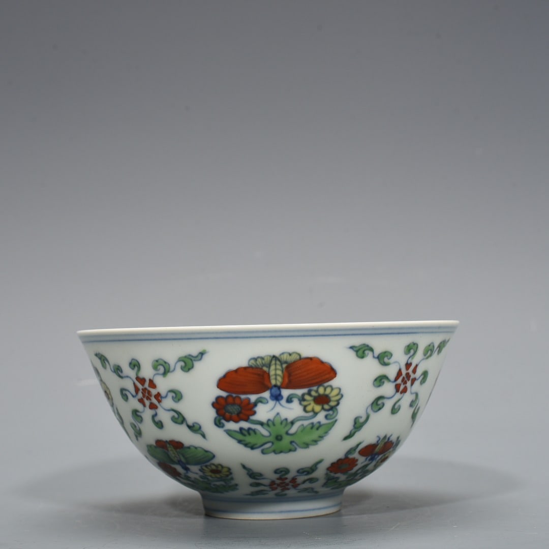 An Exquisite Chinese Doucai Colorful Bowl: Size: Height 7 cm - Widthh 14 cm Materials: Porcelain Time Period:Ming dynasty Attribution: chenghua Object: bowl