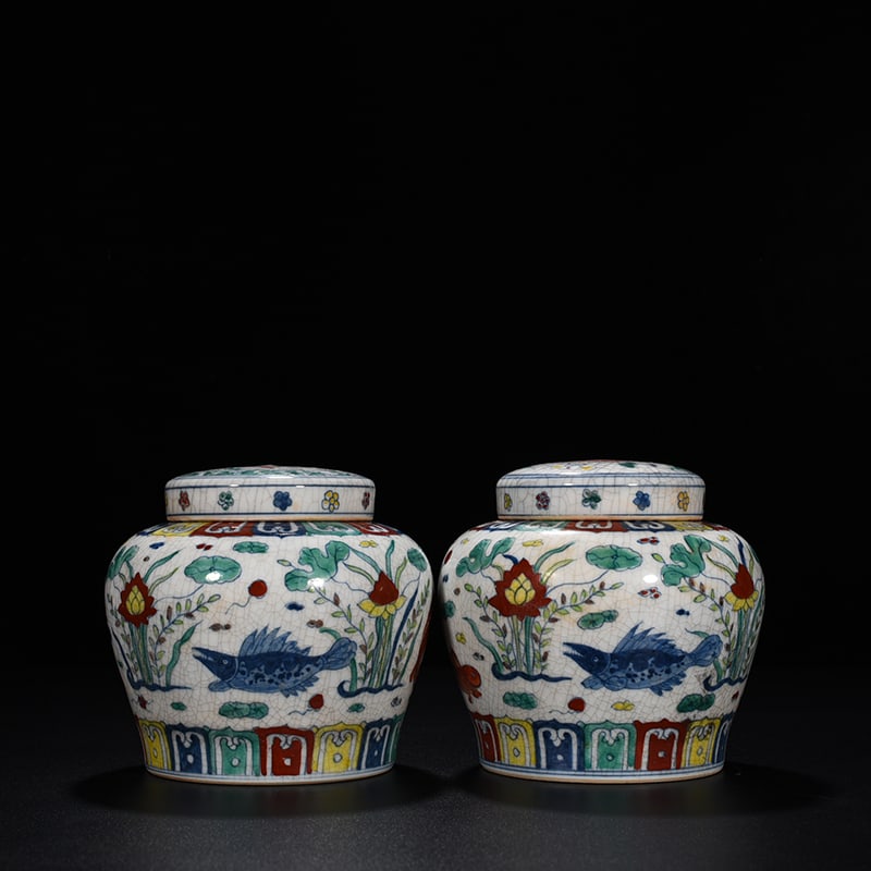 An Exquisite Chinese Doucai jar (1 of 9)