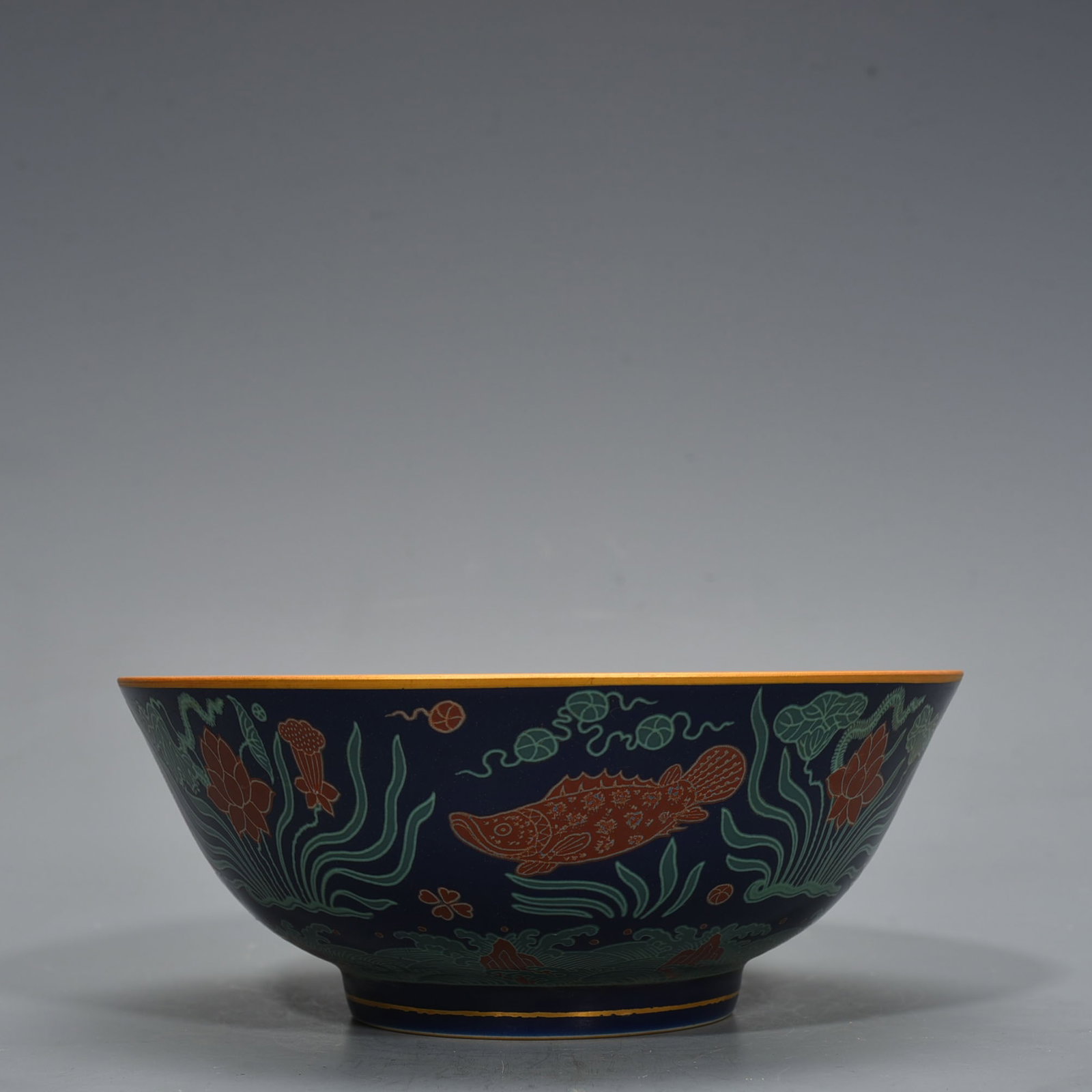 An Exquisite Chinese blue glaze bowl: Size: Height 7 cm - Widthh 20 cm Materials: Porcelain Time Period:Ming dynasty Attribution: chenghua Object: bowl