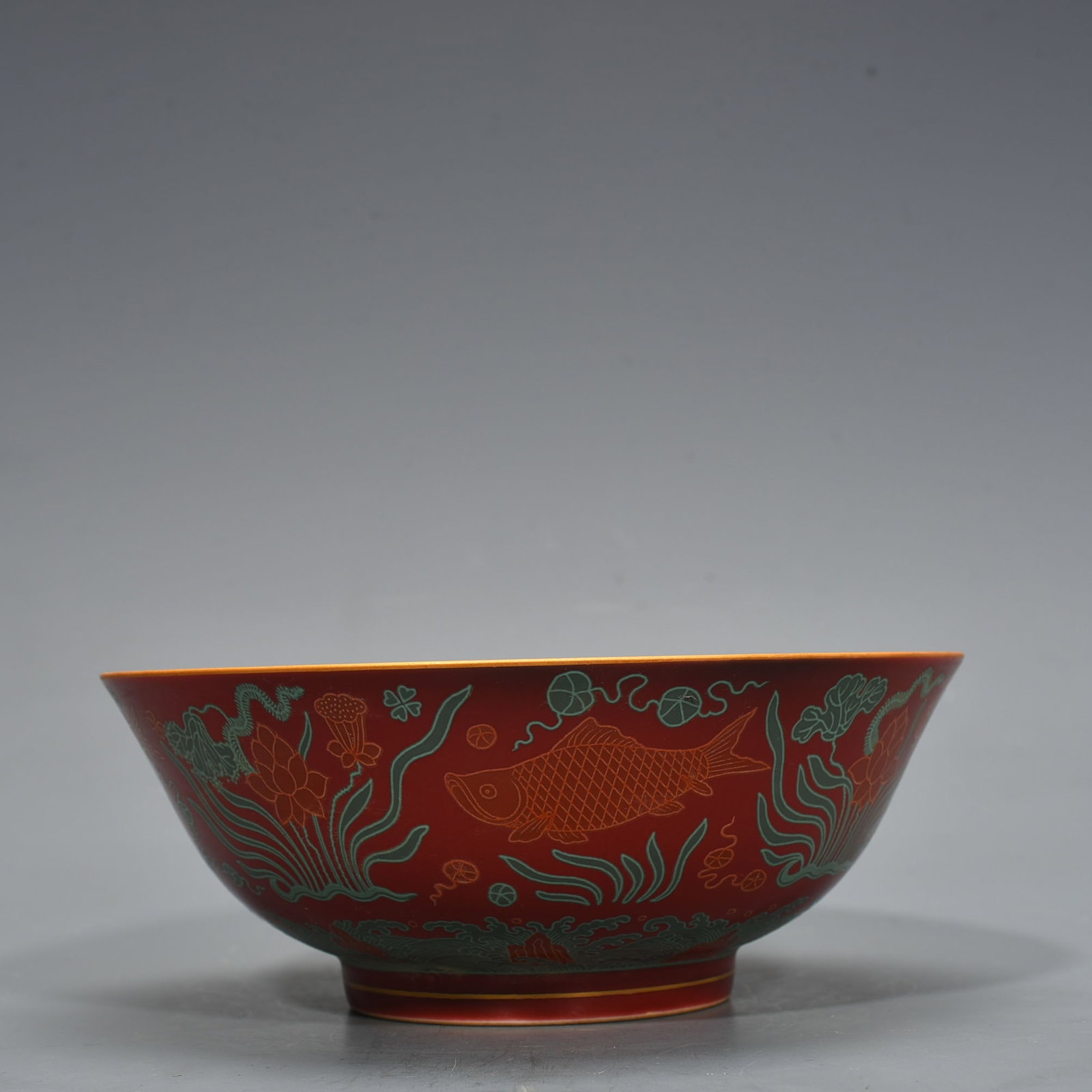 An Exquisite Chinese red glaze redAnd green bowl: Size: Height 7 cm - Widthh 20 cm Materials: Porcelain Time Period:Ming dynasty Attribution: chenghua Object: bowl