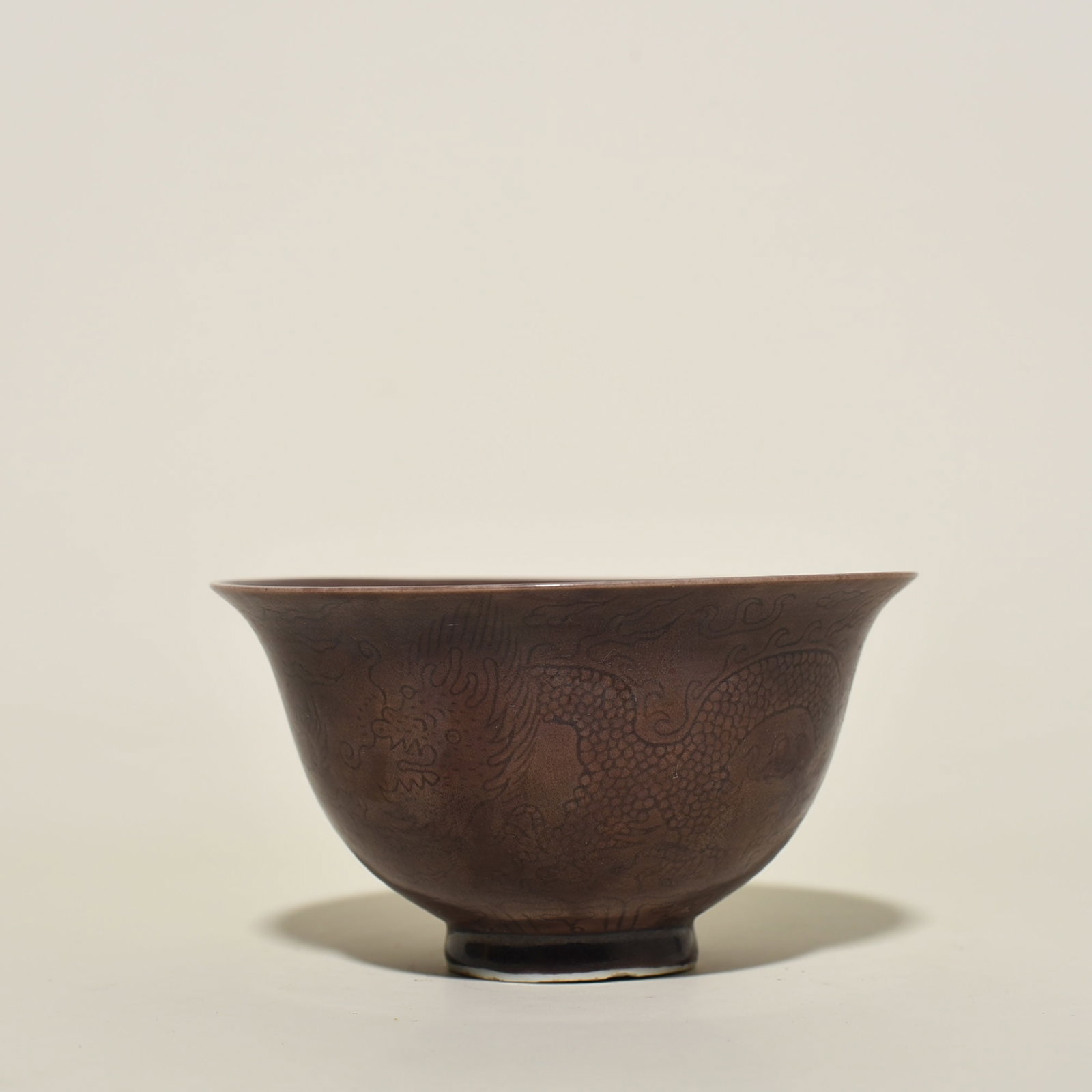 An Exquisite Chinese purple glaze bowl: Size: Height 7 cm - Widthh 12 cm Materials: Porcelain Time Period:Ming dynasty Attribution: chenghua Object: bowl