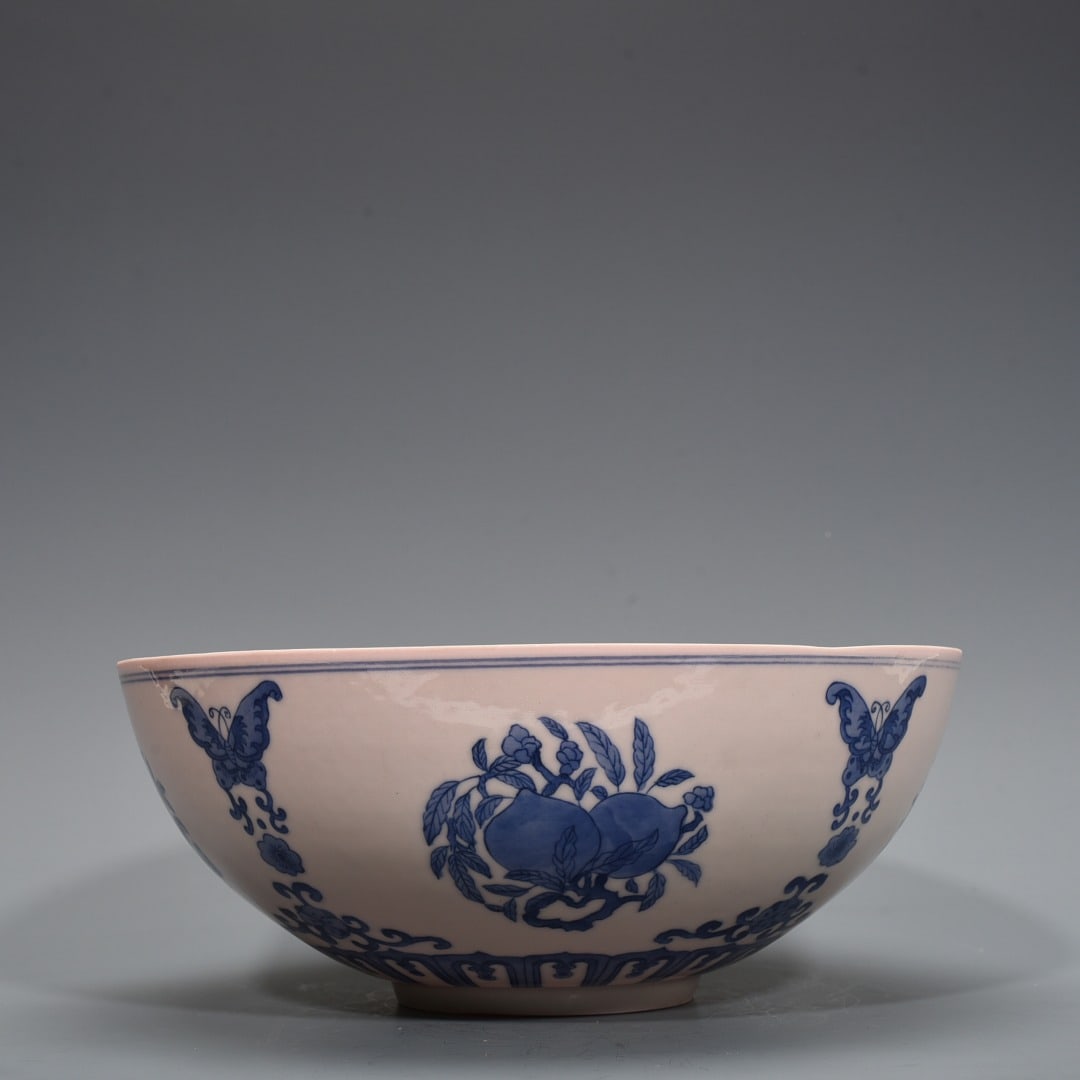 An Exquisite Chinese blue and white thin bowl: Size: Height 12 cm - Widthh 31 cm Materials: Porcelain Time Period:Ming dynasty Attribution: chenghua Object: bowl