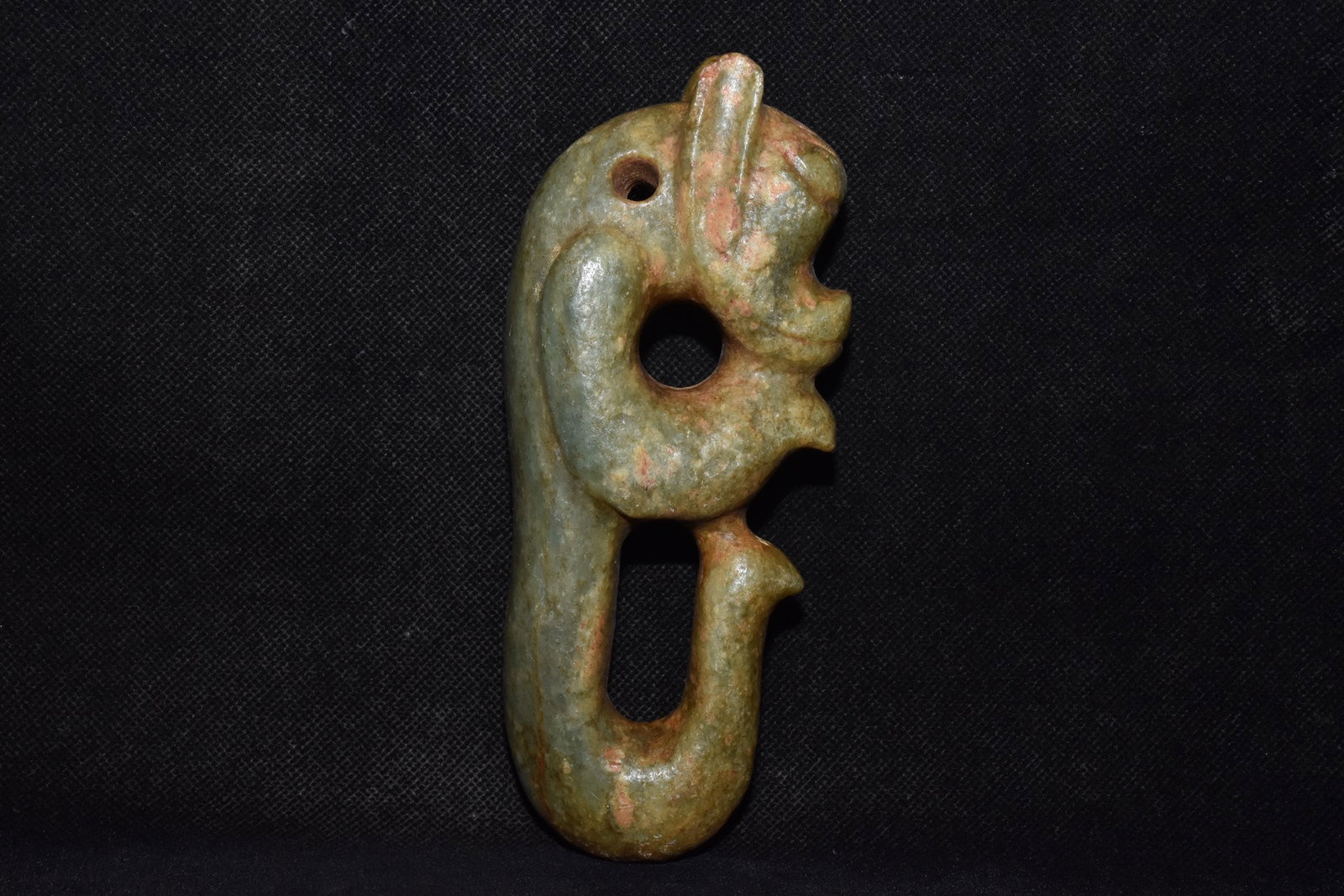 Chinese hongshang culture jade carved sculpture: Size: Height 16.5 cm - Width 6.5 cm Materials: Jade Dynasty: Hongshan Culture Attribution: 3000-BC Object: Chinese Antiques