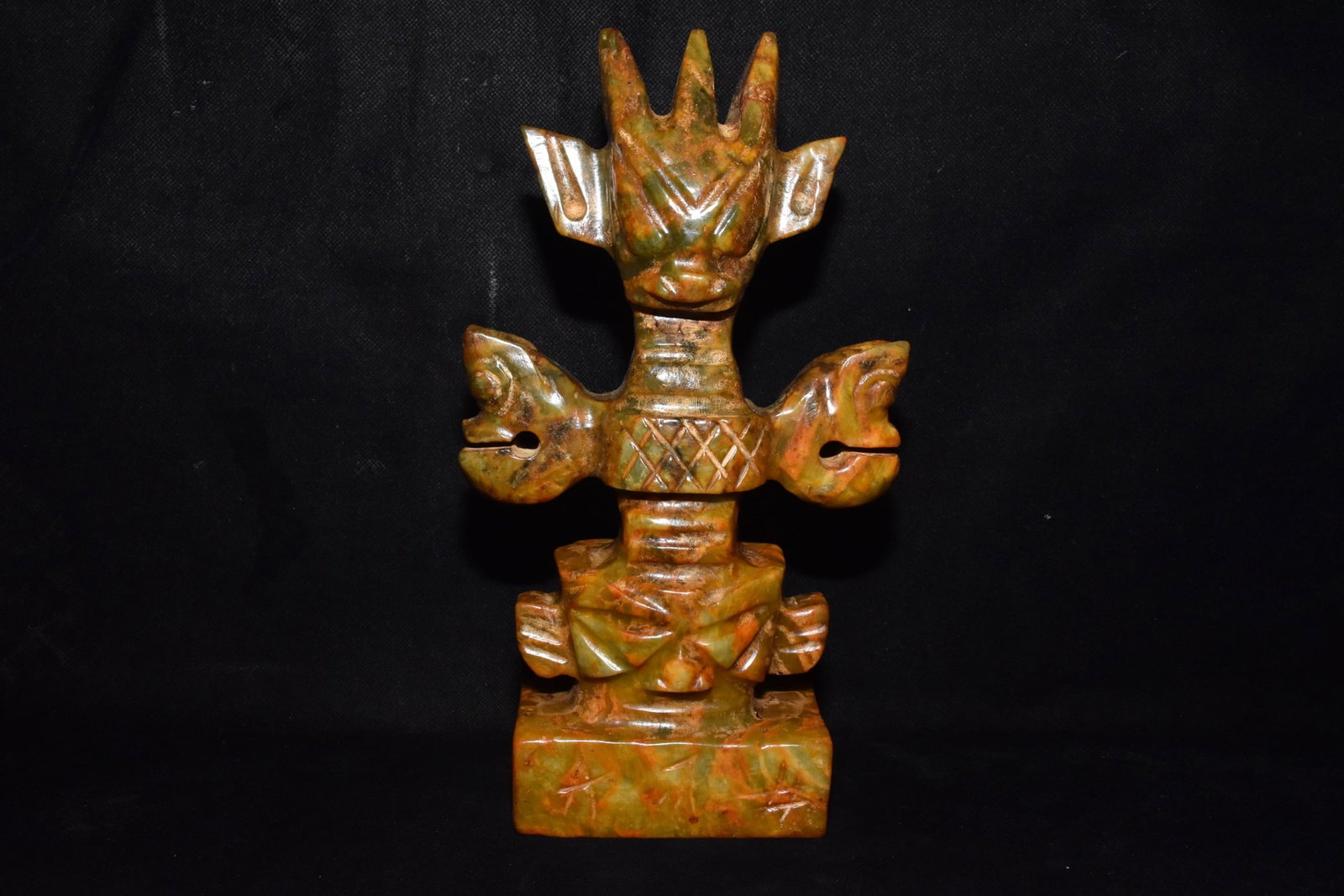 Chinese hongshang culture jade carved sculpture (1 of 8)