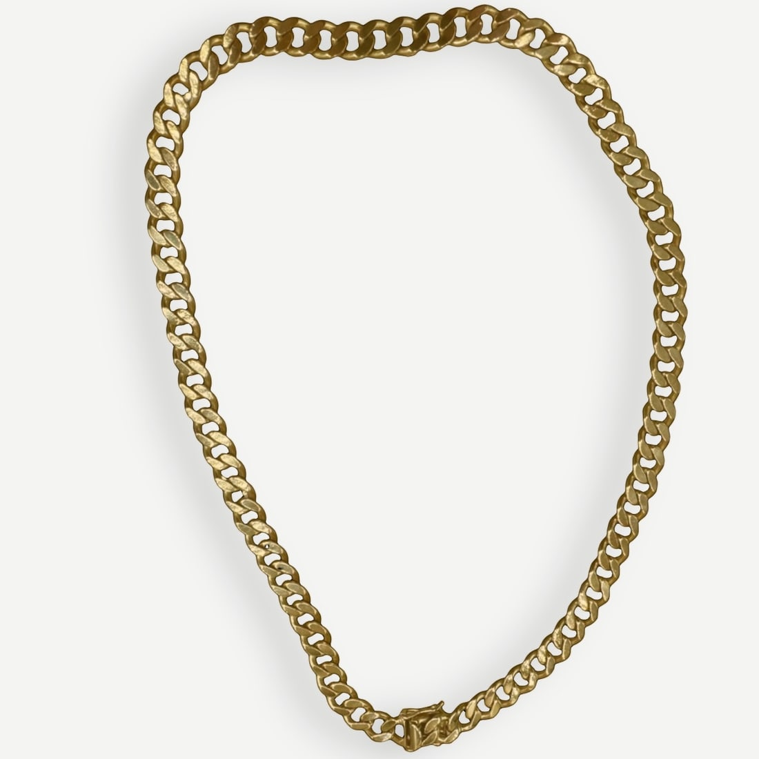 Vintage SUCCO Heavy Curb Link Necklace, 14K Yellow Gold, 15 in., 44.1 g: Crafted by SUCCO, a respected Italian jewelry maker recognized for producing substantial gold jewelry with exceptional craftsmanship, this vintage heavy curb link necklace is fashioned in solid 14K ye
