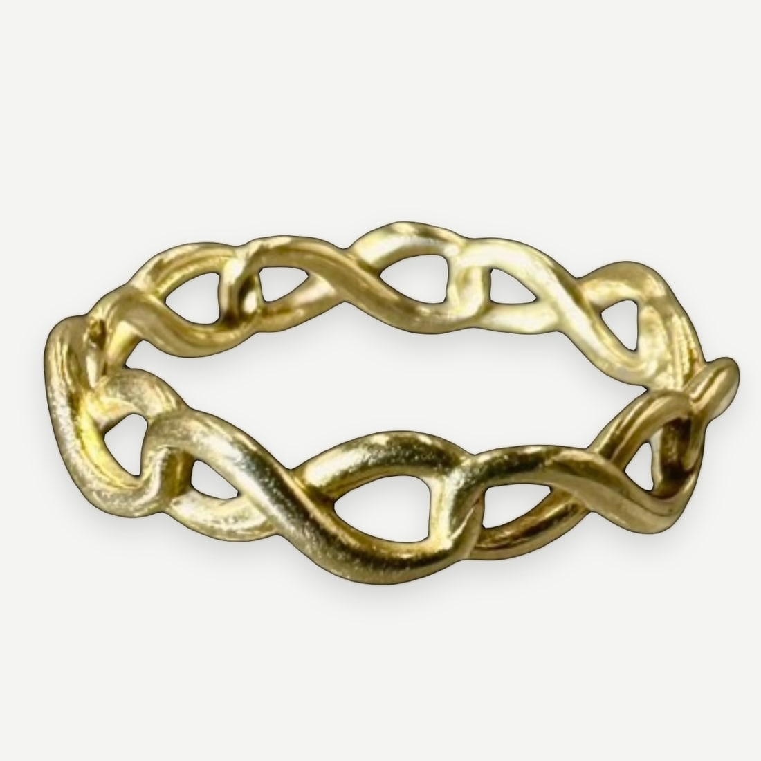 TIFFANY & CO. Infinity Ring, 18K Yellow Gold, US Size 4.5 (1 of 7)