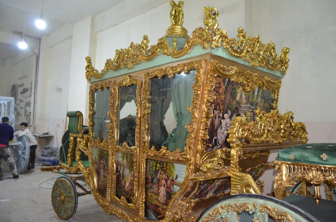 Handcrafted Royal Gold Carriage – Baroque: This piece is custom made to order and requires approximately 60 days for production, followed by additional transit time depending on the shipping method selected. Multiple shipping options are