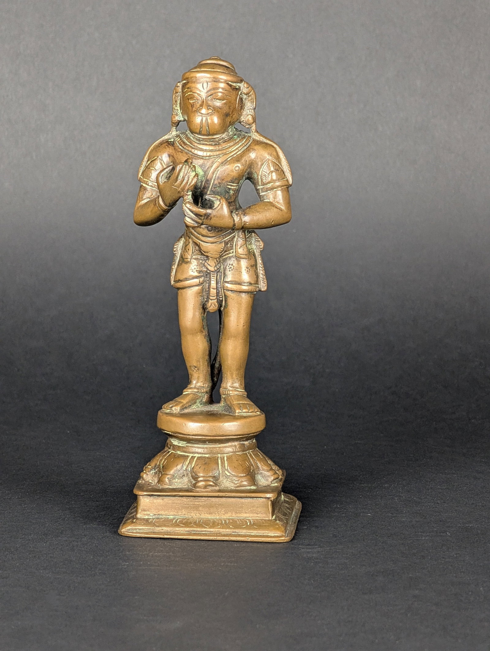 Anjaneya Hanuman: Anjaneya is an ardent devotee of Sri Rama. Here he is portrayed standing in front of Rama, and he is ready to fulfil his master's wishes. This form shows the humility, devotion and respectful