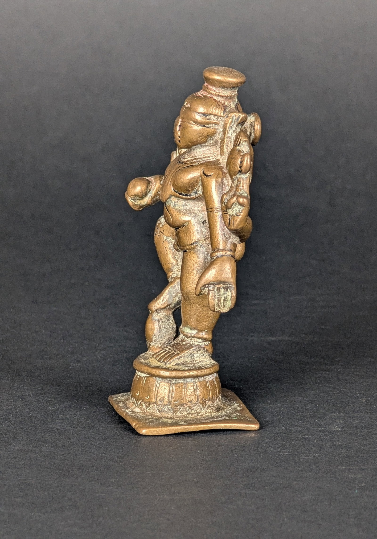 Four armed standing Krishna - 3