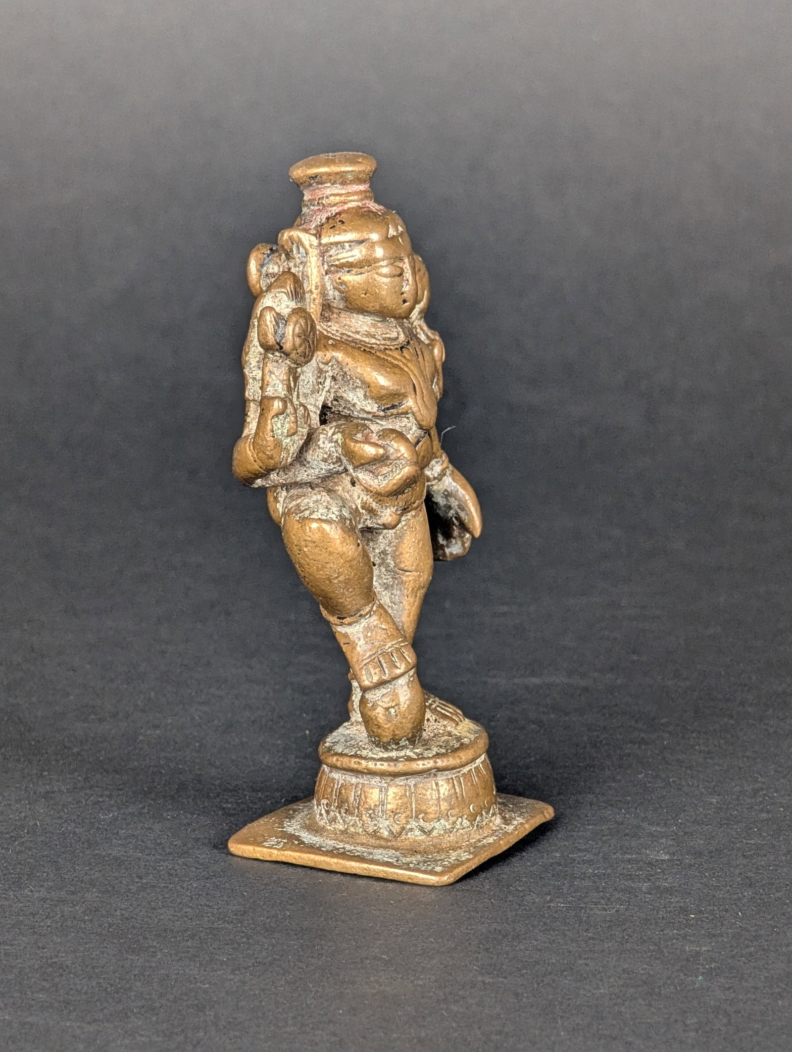 Four armed standing Krishna - 5