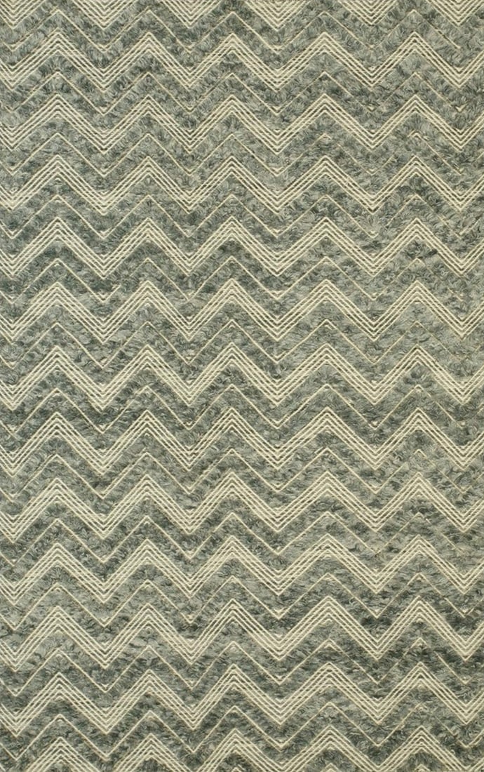 Andrea Handmade Wool Area Rug 5' x 8', Green: Andrea area rug, handmade in wool, in green tones, brand new, approximately 5' x 8' (60 x 96 inches, 0.3-inch pile), a versatile 5x8 size. The eye is drawn to the sharp, clean lines of the chevron pat