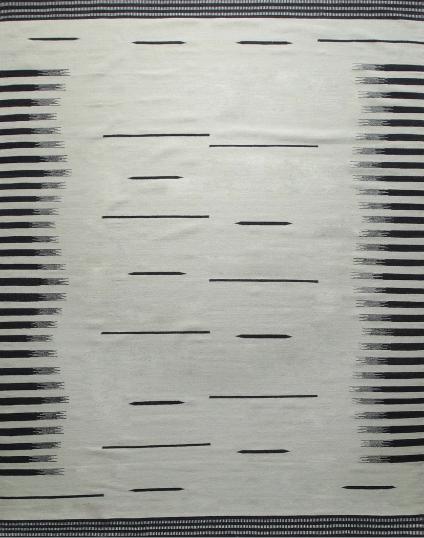 Flat Modern Weave Handwoven Wool Rug 6' x 9', Beige: Flat Modern Weave area rug, handwoven in wool, in beige tones, brand new, approximately 6' x 9' (72 x 108 inches, flatweave, 0.25-inch thick), a versatile 6x9 size. Majestic gray in a flatweave wool r