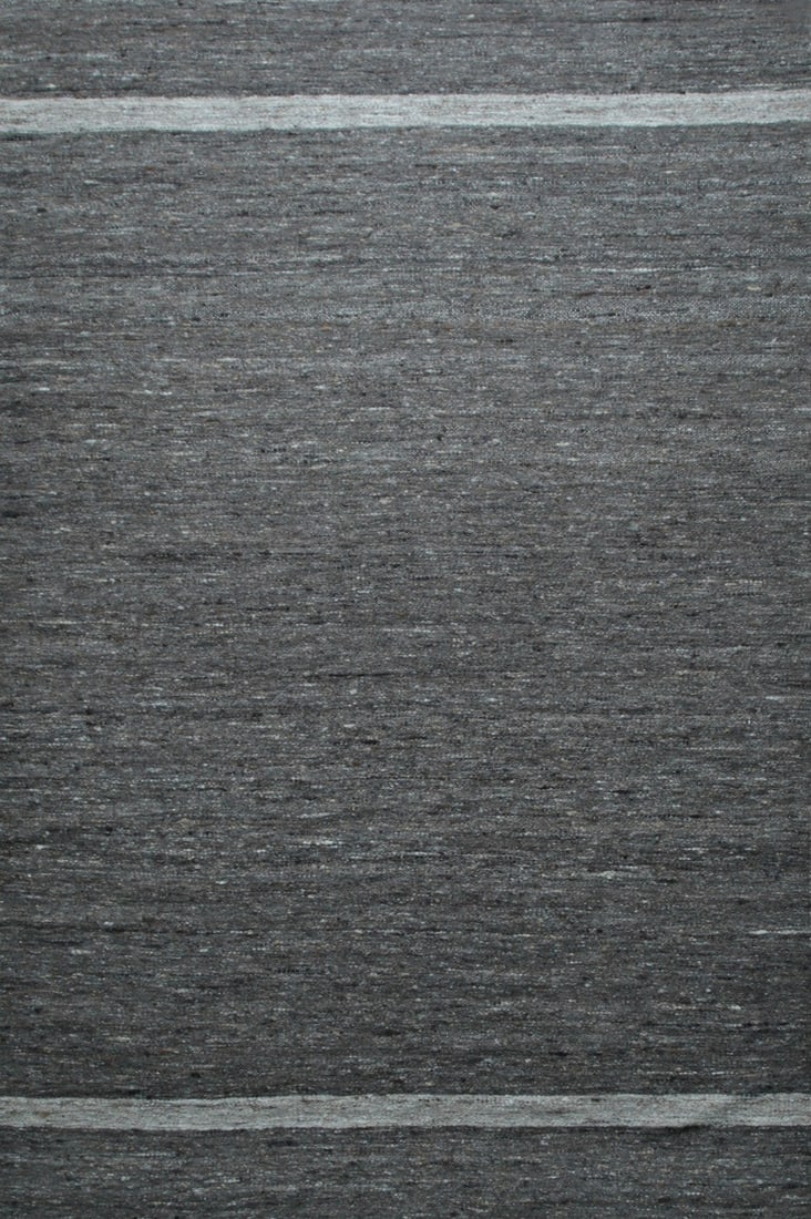 Natural Wool Flat Handwoven Area Rug 4' x 6', Gray: Natural Wool Flat area rug in gray tones, brand new, approximately 4' x 6' (48 x 72 inches, flatweave, 0.25-inch thick), a versatile 4x6 size. Made in India and sold by Eastern Oriental Rugs, the impo