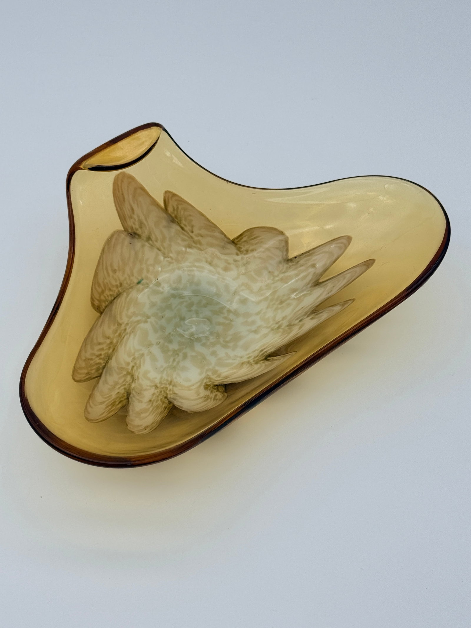 Vintage Amber Art Glass Centerpiece Bowl (1 of 6)