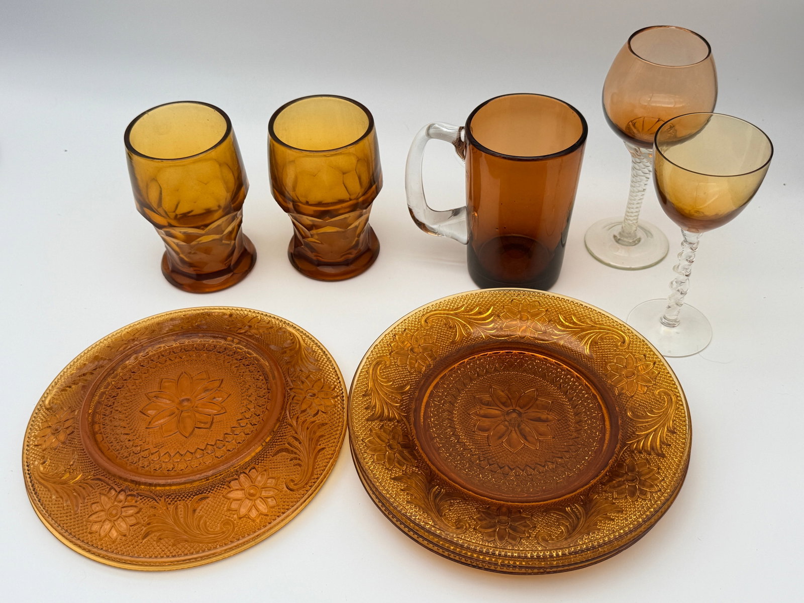Vintage Amber Glass Drinkware Lot (1 of 5)