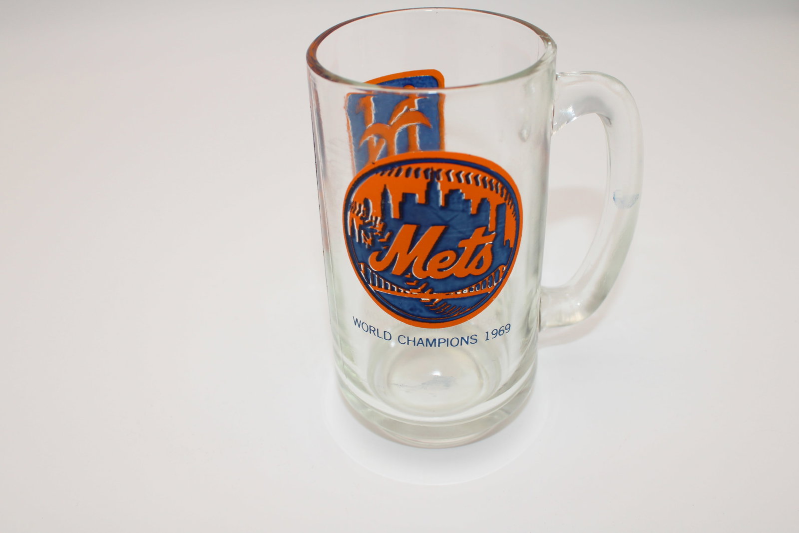 NY Mets Baseball World Champions 1969 Beer Mug: 5.5" x 4.75" x 4.5" - Glass