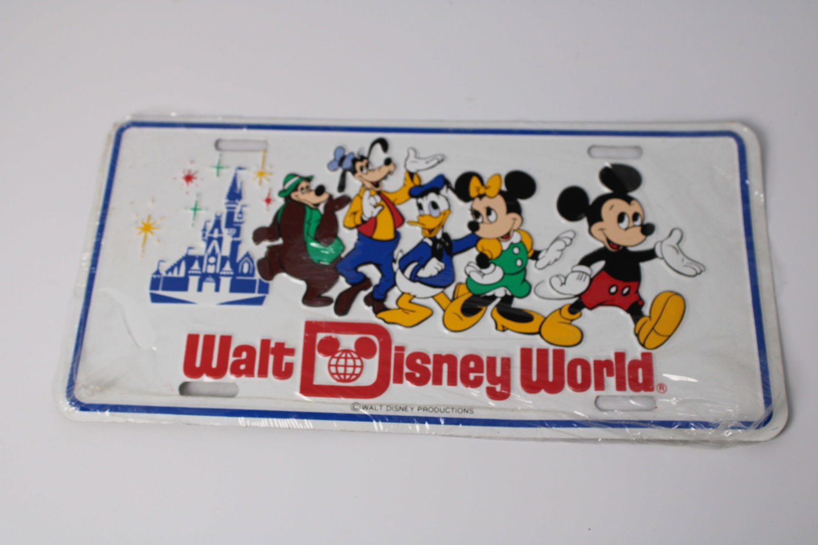 Vintage Walt Disney World Character License Plate (1 of 4)
