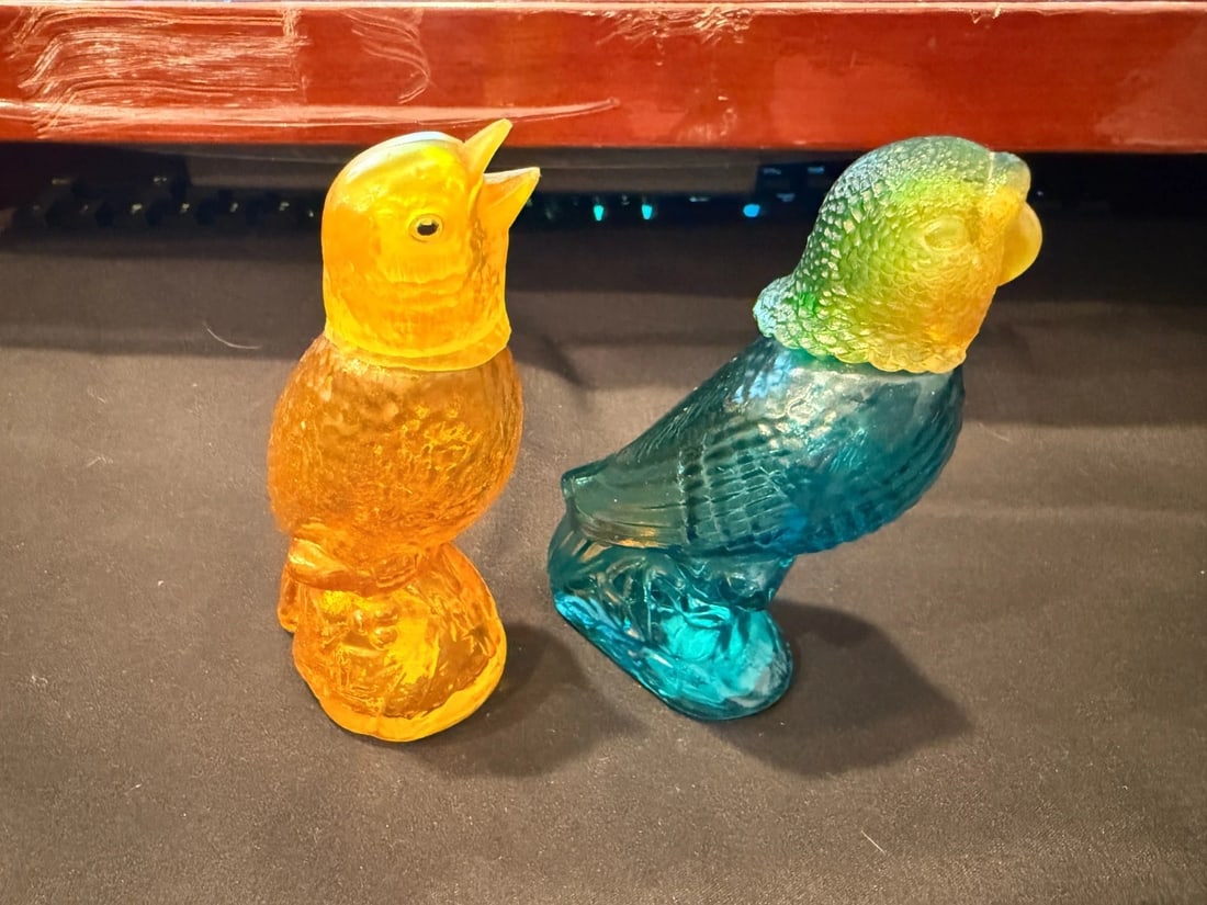 Vintage Avon Glass Bird Cologne Bottles Empty Blue & Amber Pair (1 of 3)