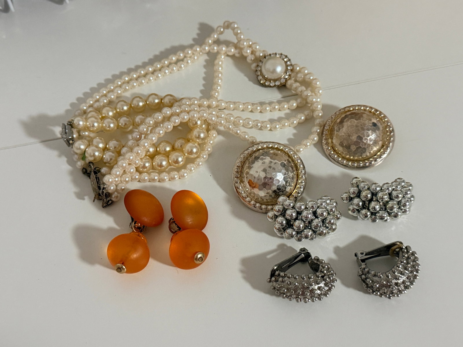 Faux Pearl Jewelry Lot (1 of 1)
