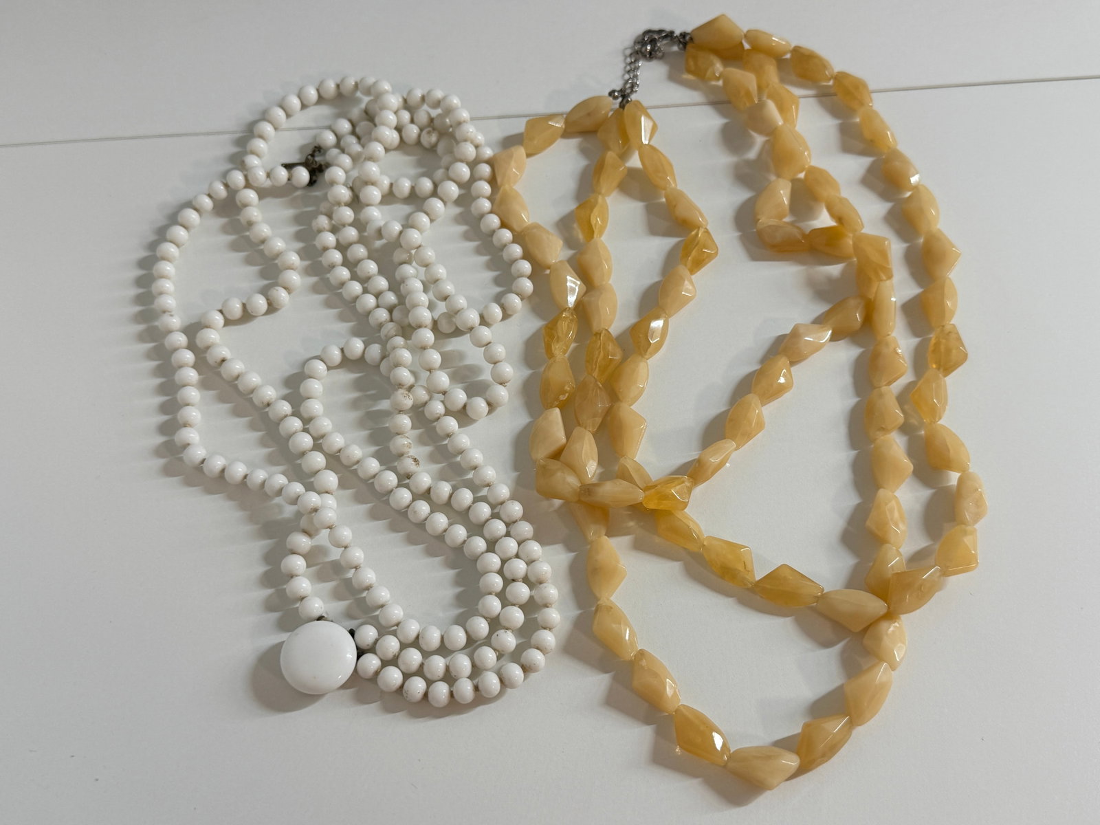Set of 2 Vintage beaded necklaces (1 of 1)