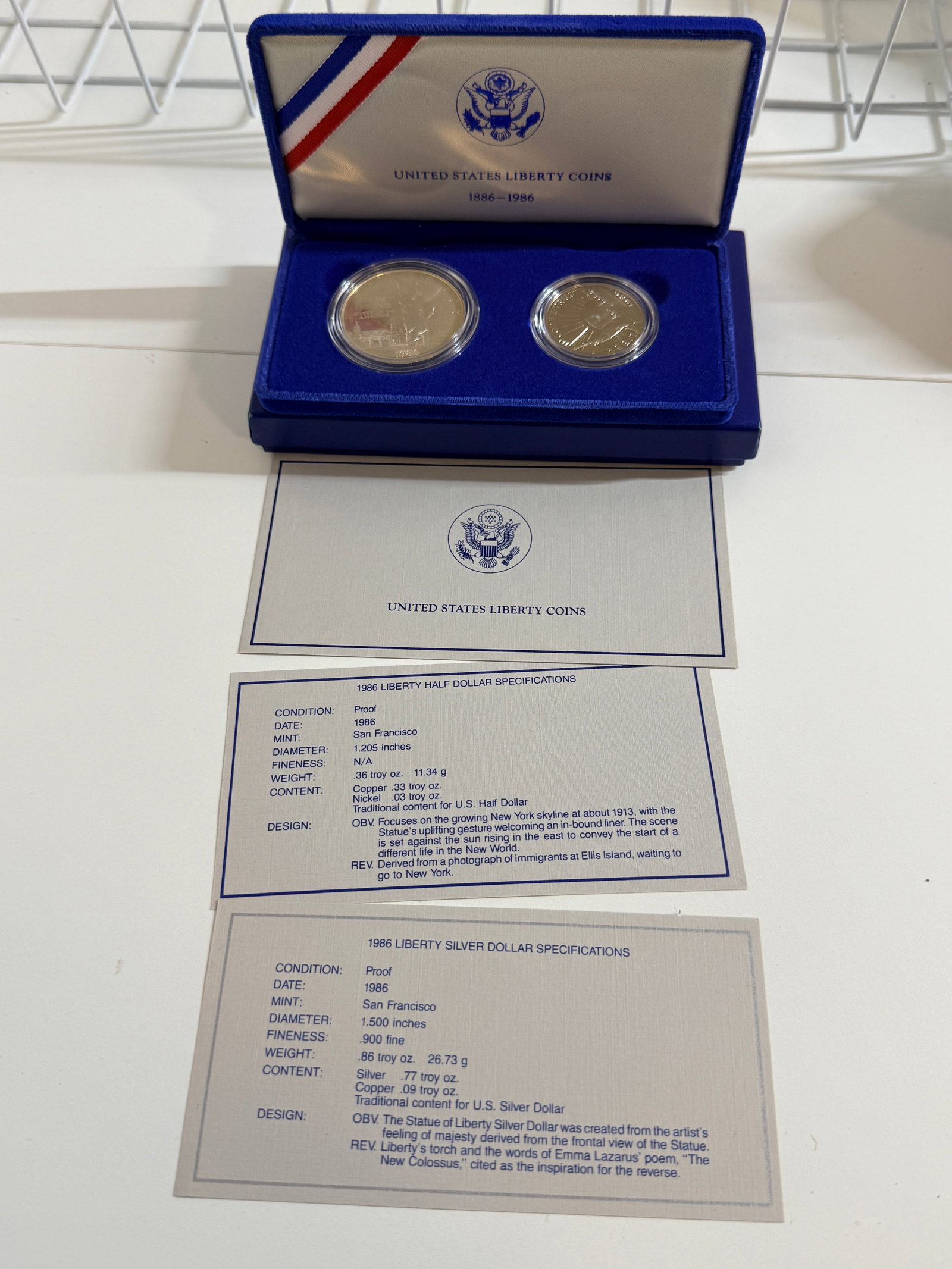 US Liberty Coins Silver Dollar & Half Dollar (1 of 3)
