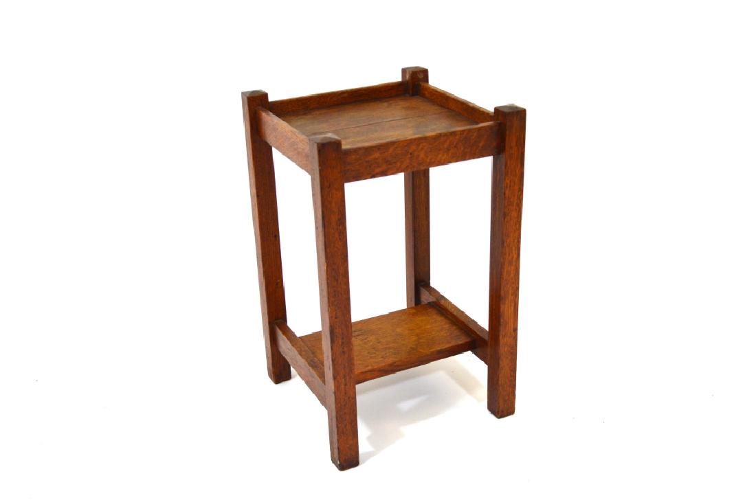 Arts & Crafts Plant / Drink Stand (1 of 2)