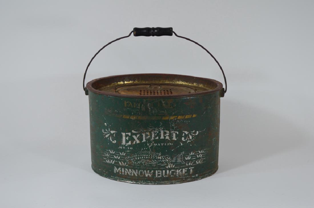 Expert Floating Minnow Bucket (1 of 2)