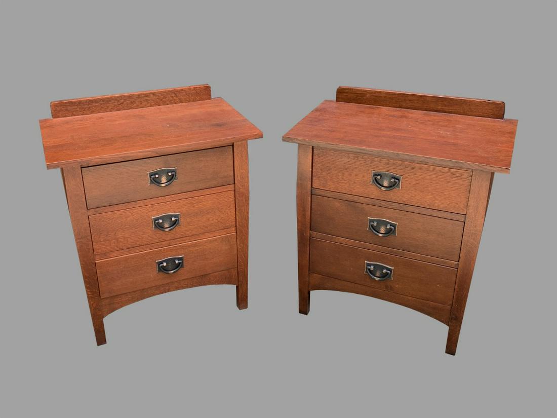 Modern Stickley Oak Three Drawer End Stands: measures 29 1/2" x 26" x 17". In excellent condition.