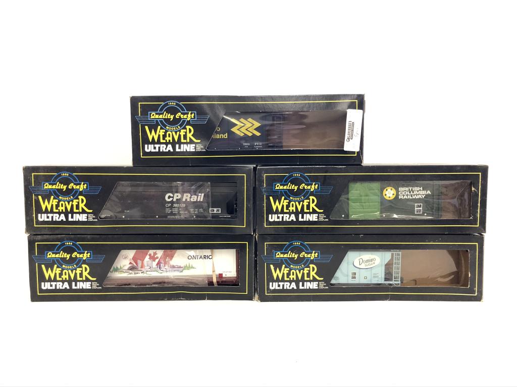 5 Weaver Train Cars (1 of 2)