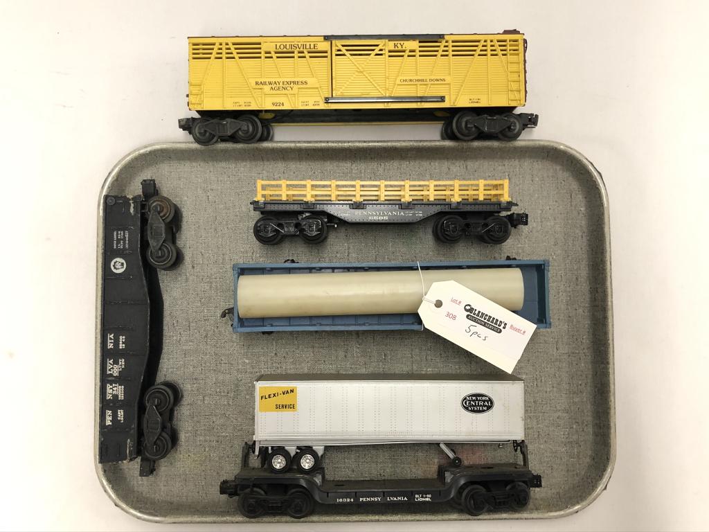 5 Lionel Train Cars - Various Lines (1 of 1)