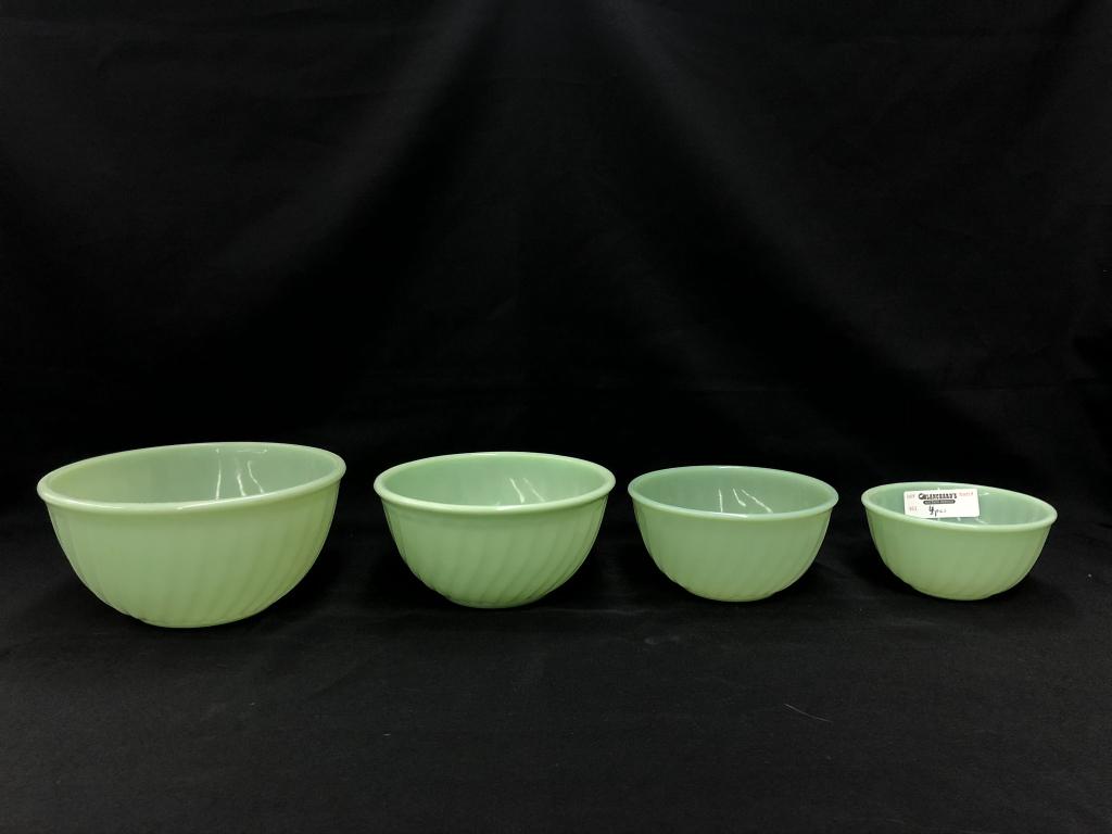Set of 4 Jadeite Fire King Nesting Mixing Bowls (1 of 2)