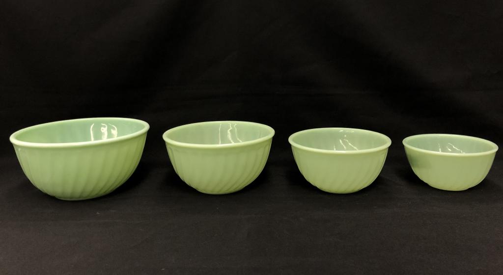 Set of 4 Jadeite Fire King Nesting Mixing Bowls (1 of 2)