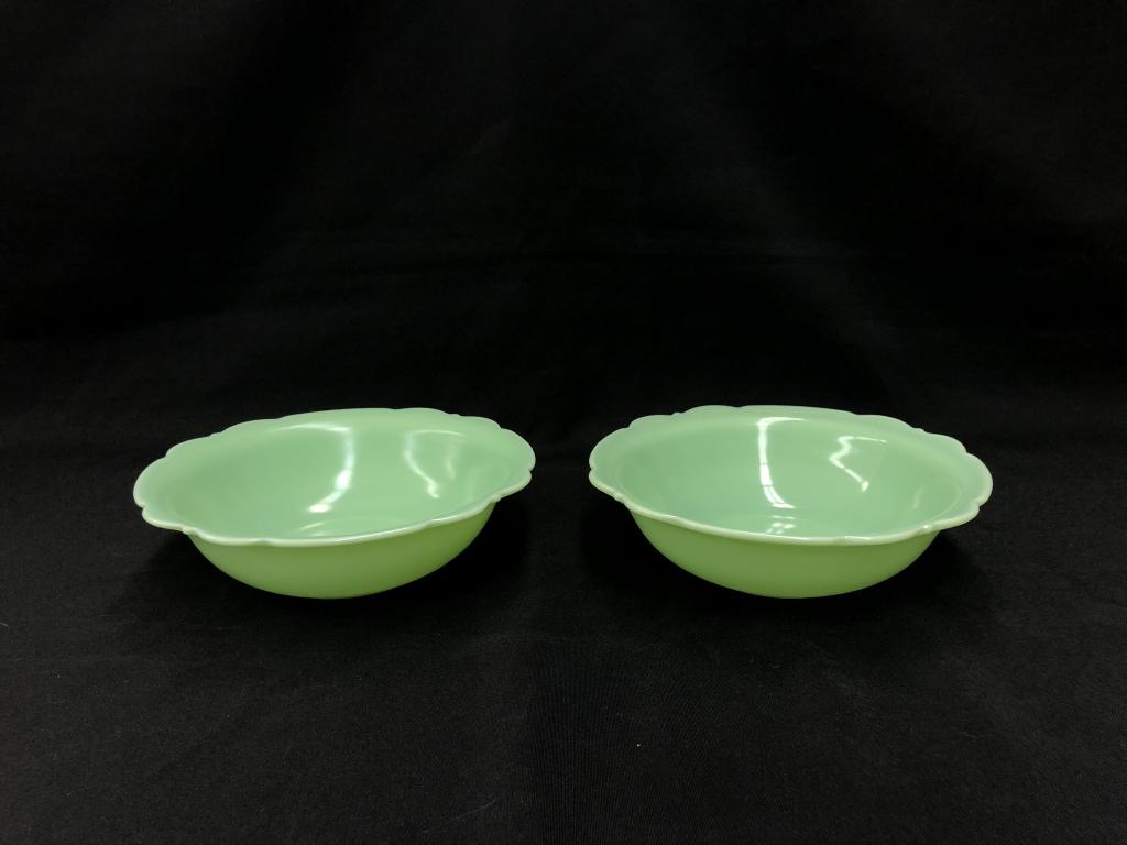 2 Jadeite McKee Vegetable Bowls (1 of 2)