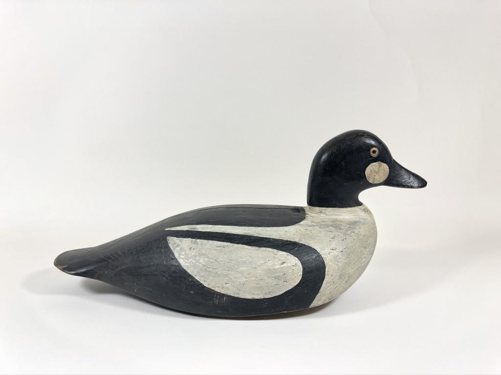Willie Ross Drake Whistler Duck Decoy: working decoy with some repaint. 8 inch wide body.