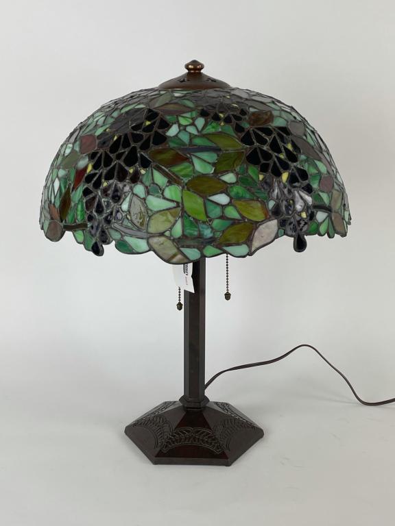 Handel Leaded Glass Wisteria Table Lamp (1 of 8)