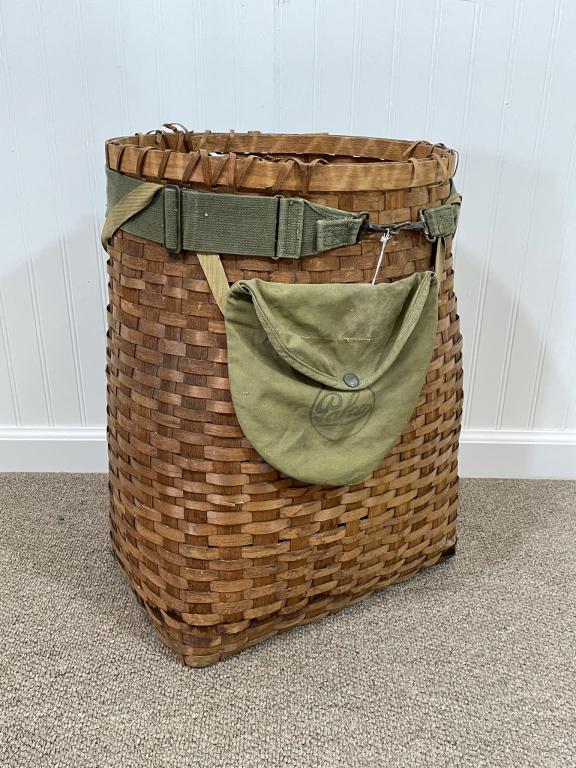 Adirondack Pack Basket w/ Green Canvas Pouch (1 of 3)