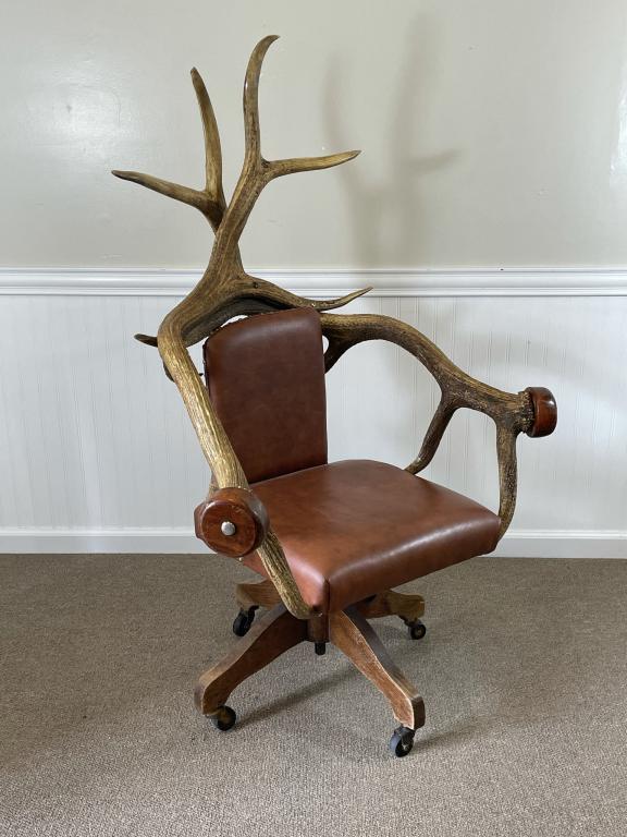 Ralph Kylloe's Elk Antler Office Chair (1 of 4)