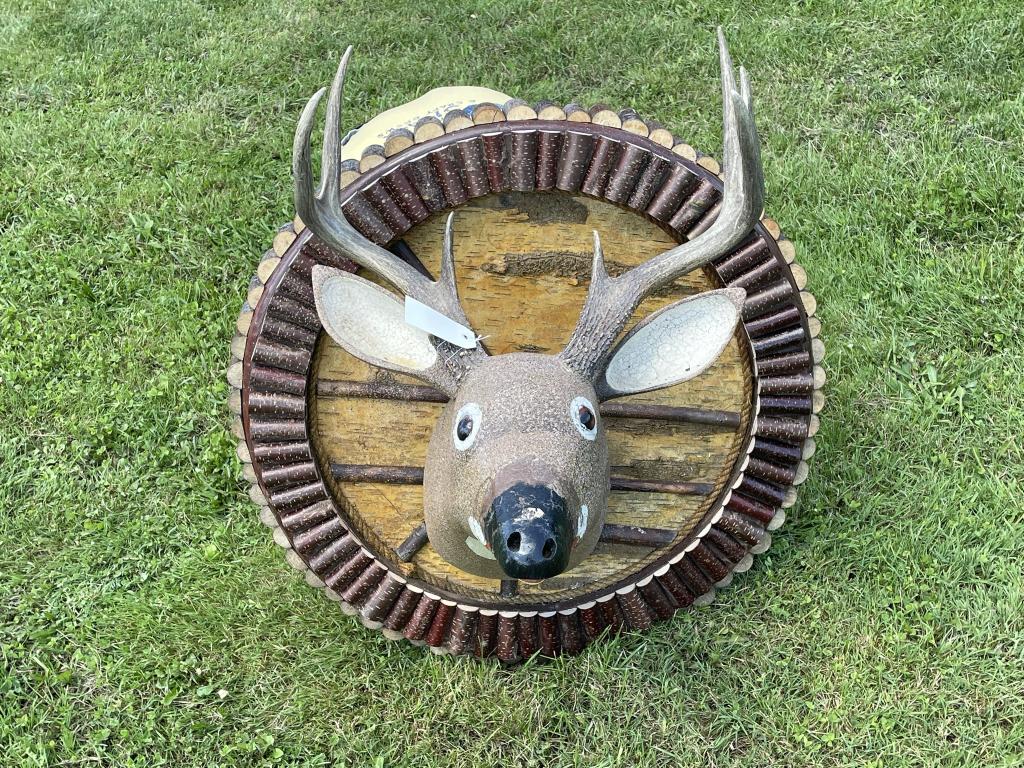 Folk Art Carved & Painted Whitetail Deer Head (1 of 4)