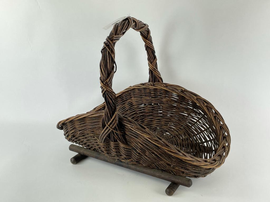Early Wicker Basket (1 of 3)