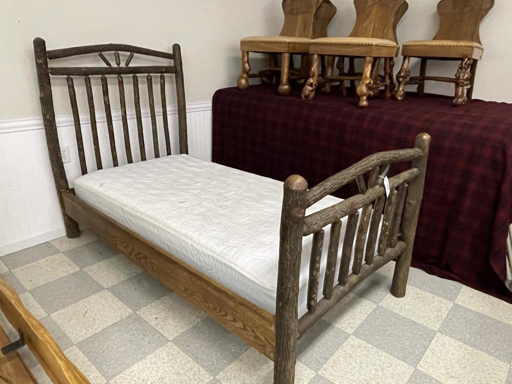 Old Hickory Contemporary Twin Bed (1 of 3)