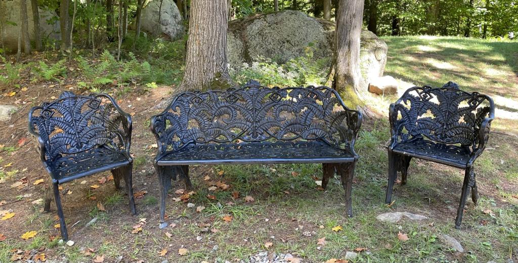 Antique Cast Iron Fern 3 Piece Patio Set (1 of 7)