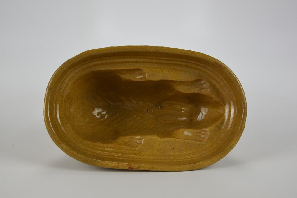 Victorian Yelloware Rabbit Food Mould (1 of 3)