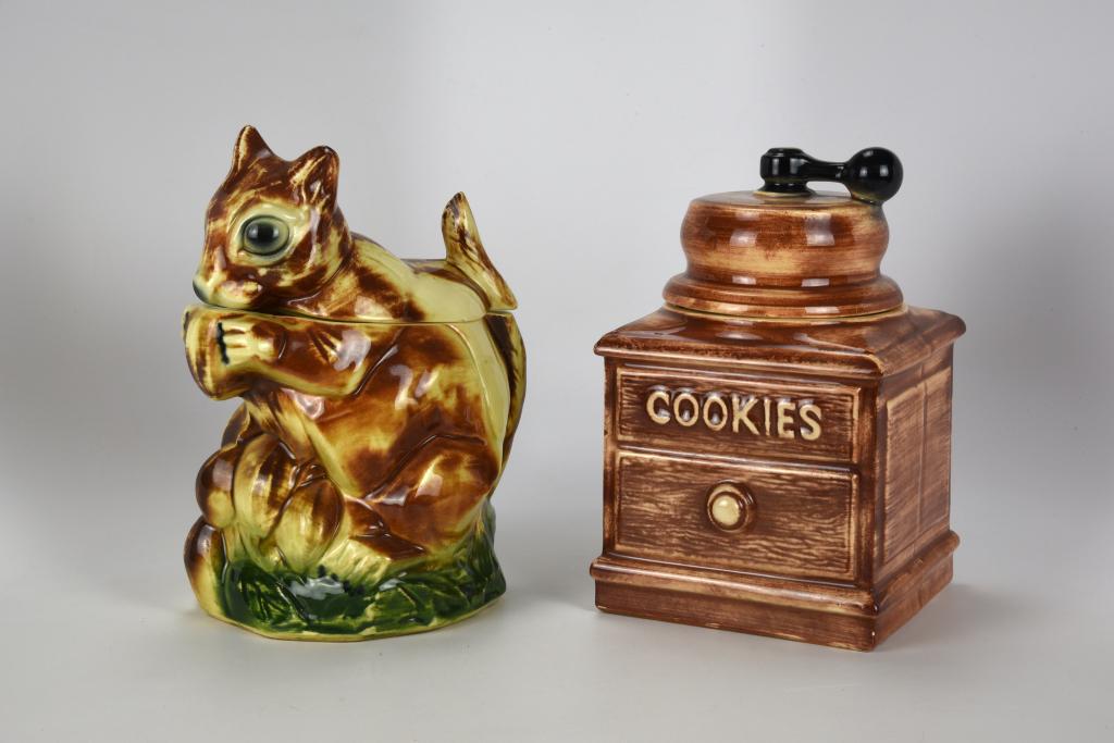 2 Ceramic Cookie Jars - Squirrel & Coffee Grinder (1 of 3)