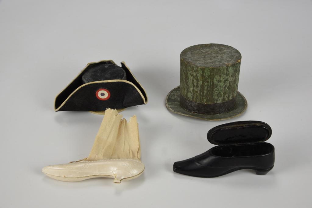 4 German Candy Containers - 2 Hats & 2 Shoes (1 of 2)