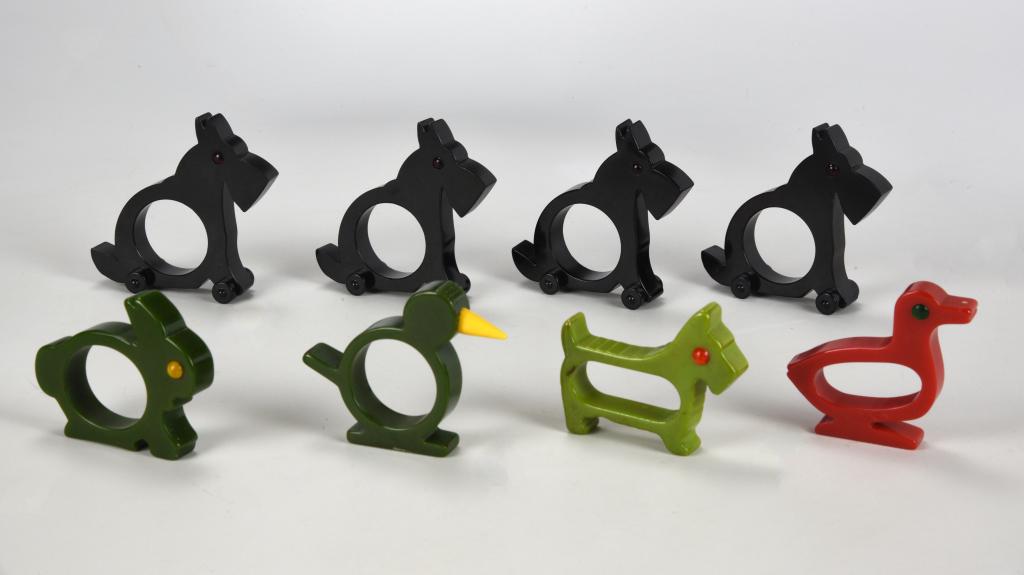 8 Bakelite Animal Napkin Rings (1 of 6)