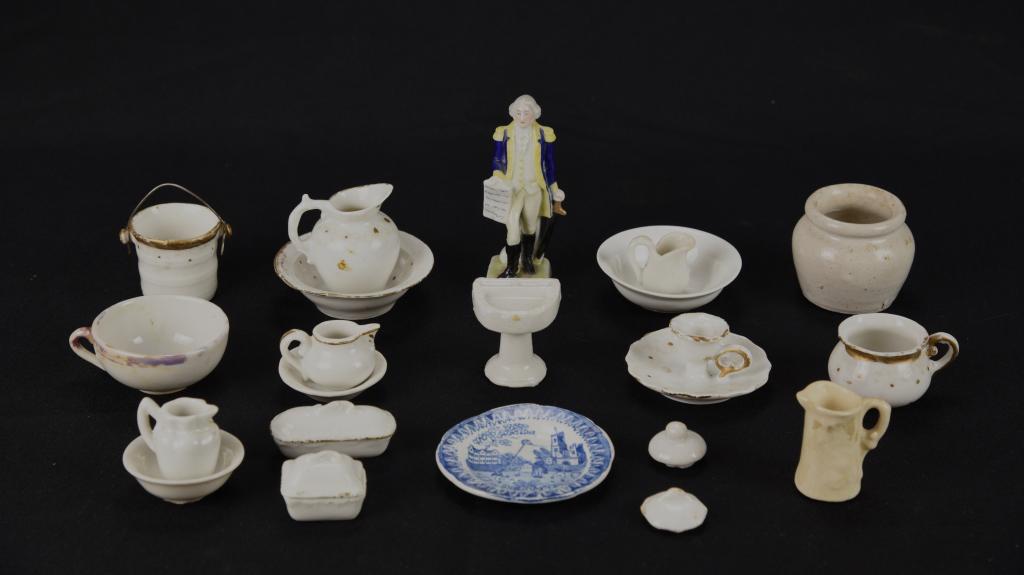 Miniature Doll China and Accessories (1 of 3)