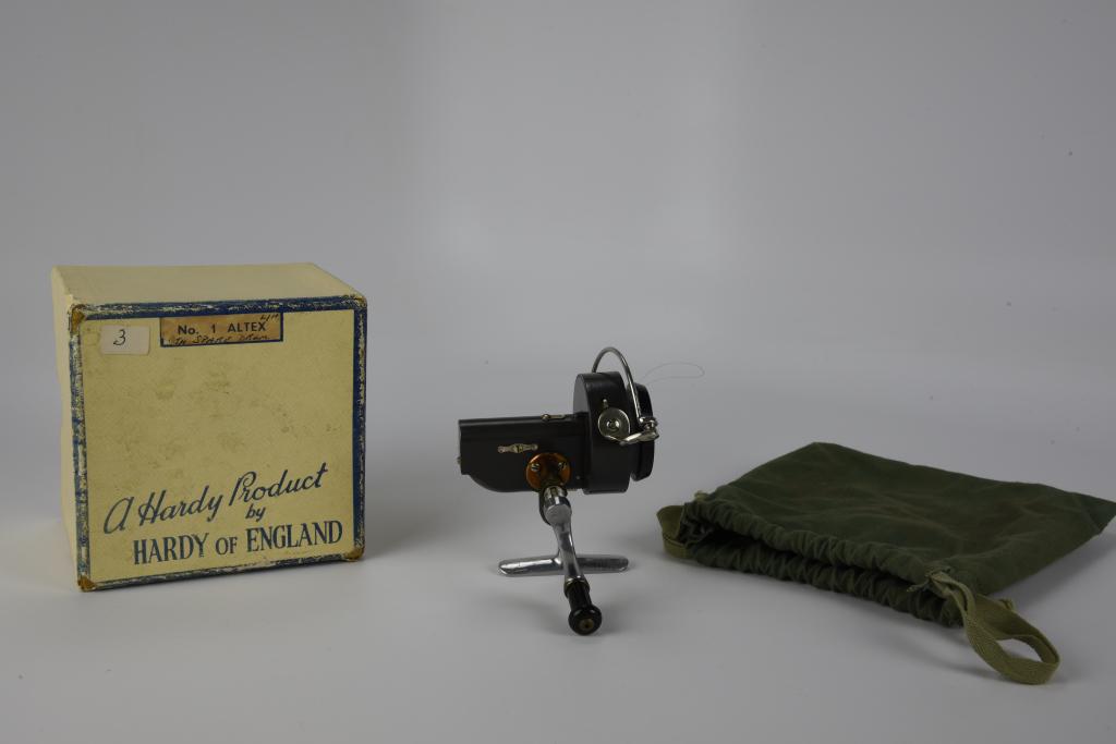Hardy Altex Spinning Reel (1 of 5)