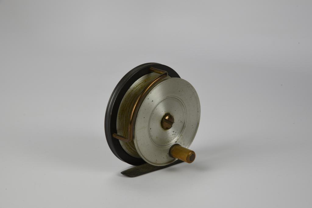 Hardy The “Sunbeam” Trout Reel (1 of 4)