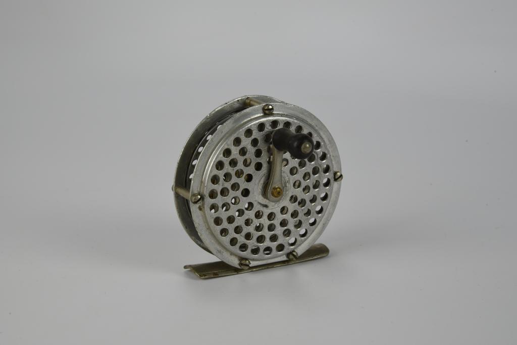 Orvis 1874 Trout Fly Reel (1 of 3)